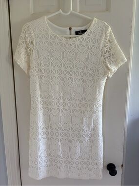 Lulu's Ivory Crochet Lace Shift Dress